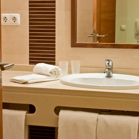 מלון דירות Cerro Mar Atlantico & Cerro Mar Garden אלבופיירה